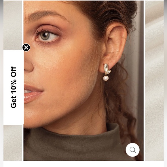 Bryn Drops Silver Pearl Earrings - Picture 2 of 3